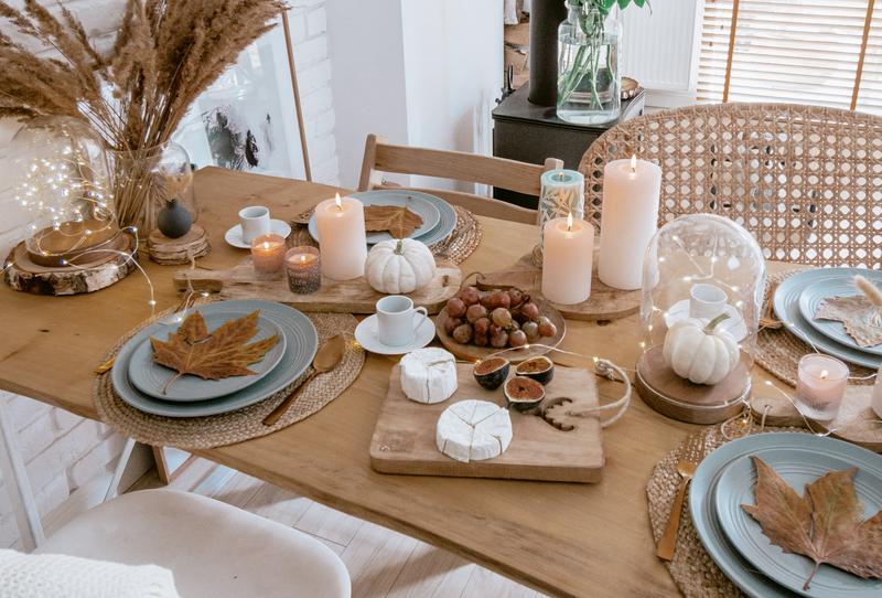 Zyskaj więcej radości podczas posiłków dzięki prostej aranżacji stołu na co dzień