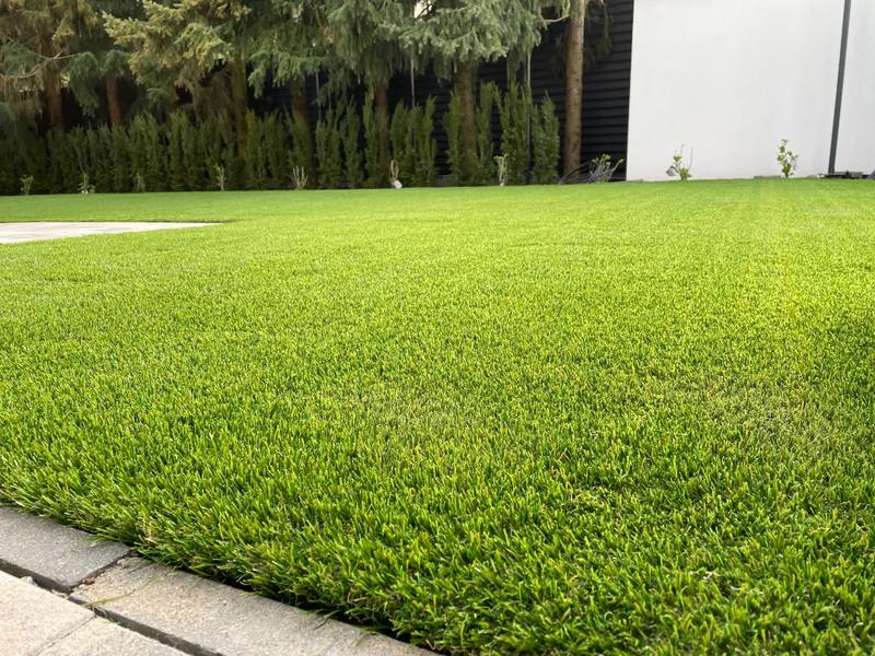 Montaż sztucznej trawy krok po kroku